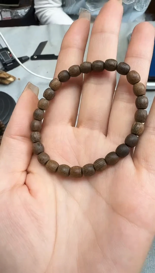 沉香手串06沉香老料鼓珠单圈多样性发一