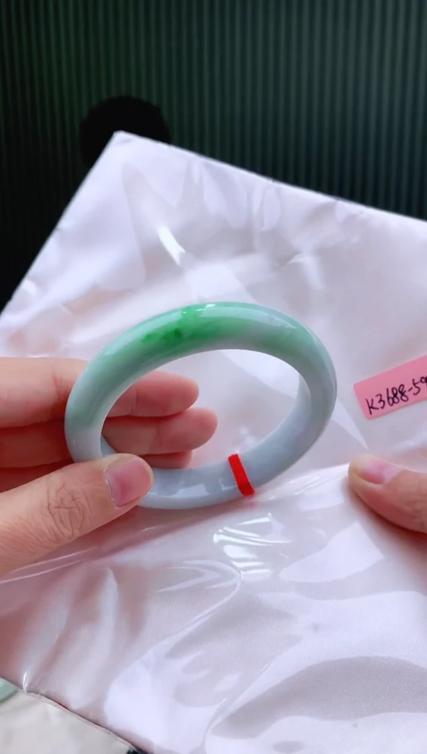 未镶嵌手镯翡翠59