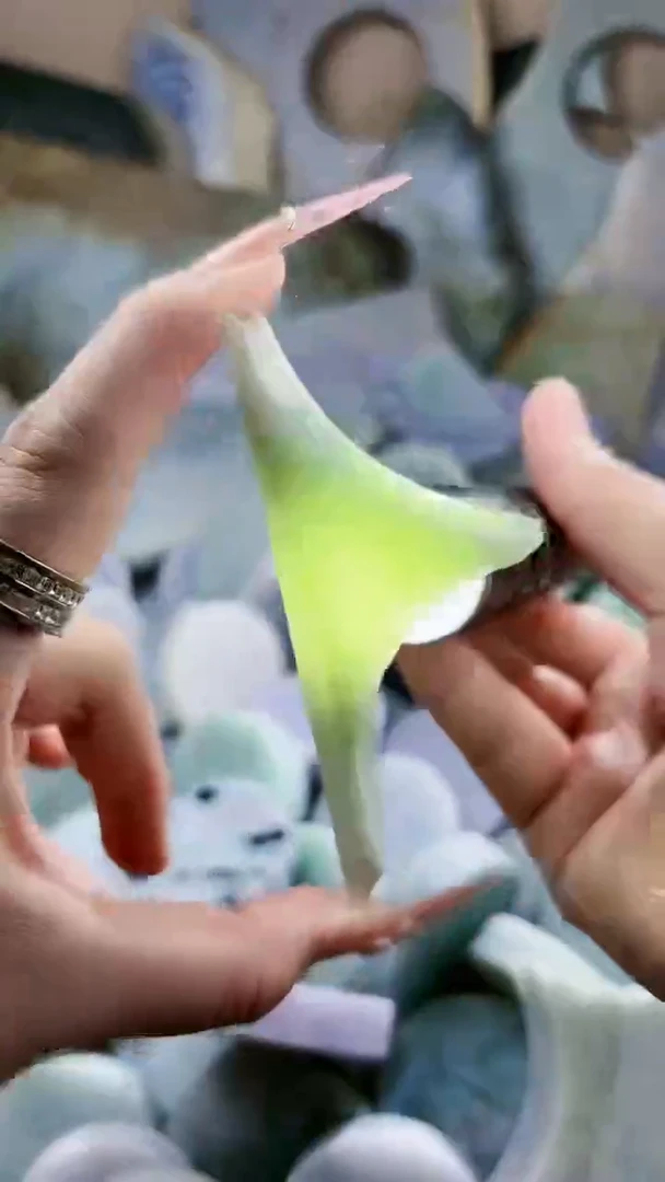 翡翠未镶嵌颈饰翡翠A货 江谭921