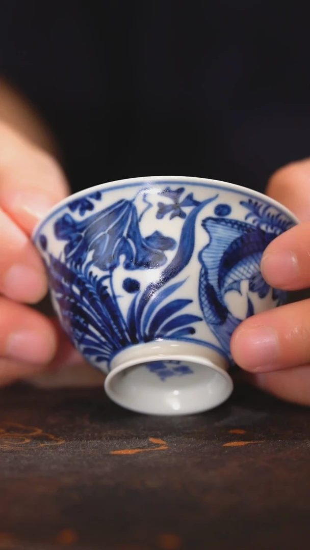 【朝岚夕霞】仿元青花薄胎鱼藻撇口杯