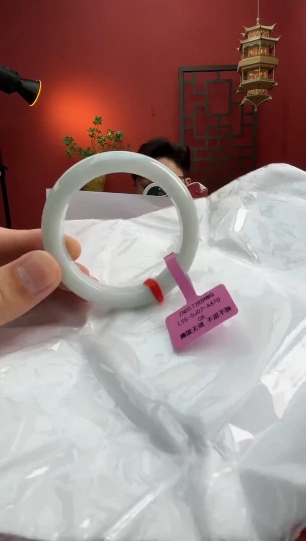 未镶嵌手镯翡翠翡翠手镯4