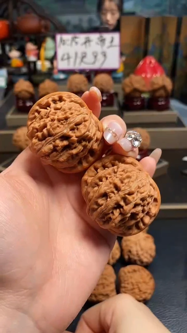 【闪购商品】文玩核桃吊坠K649四座楼45