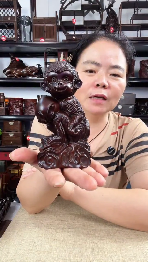 木猴子老李红木工艺品