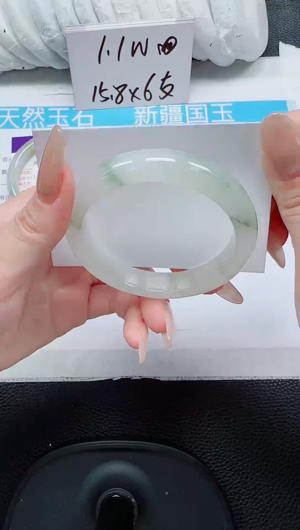 未镶嵌手镯石英质玉157-54/55
