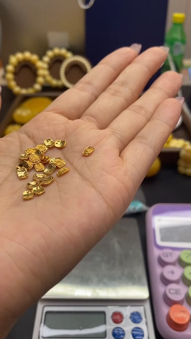 琥珀18K金镶嵌珠宝奇石的配饰1011多样性发其一