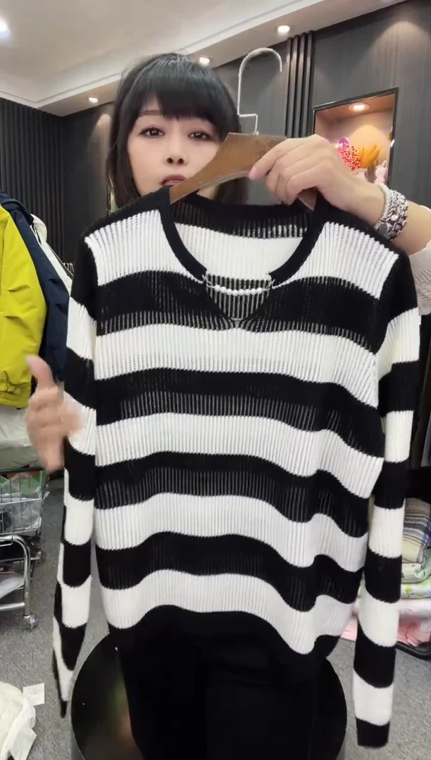 0270针织衫----条纹