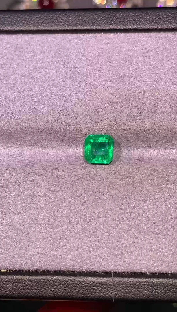 裸石祖母绿1.47ct赞比亚VVG微油吉尔德