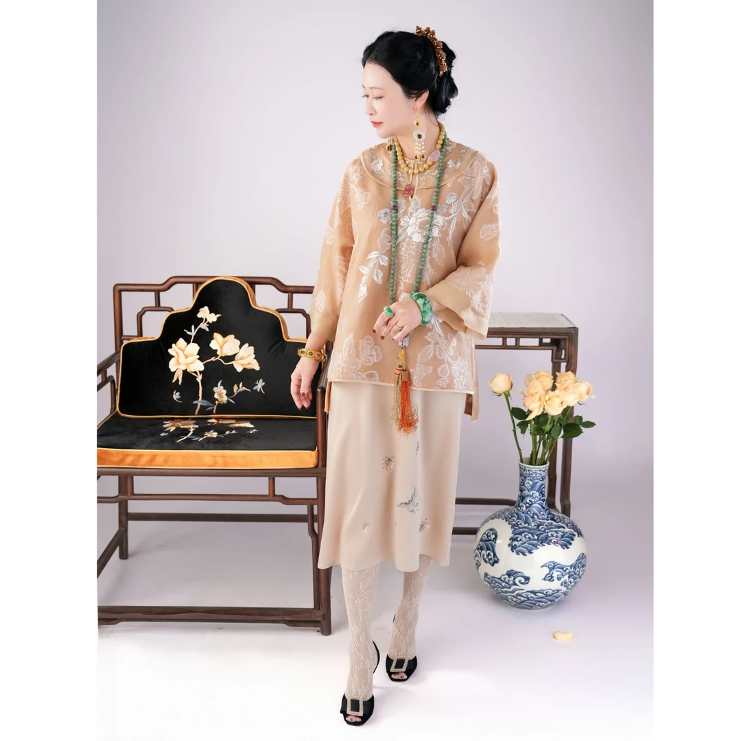 【云裳溪2025｜3月重庆新款】传统国风浅茶色刺绣套装