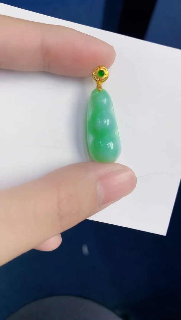 颈饰未镶嵌翡翠天然翡翠缅甸A货