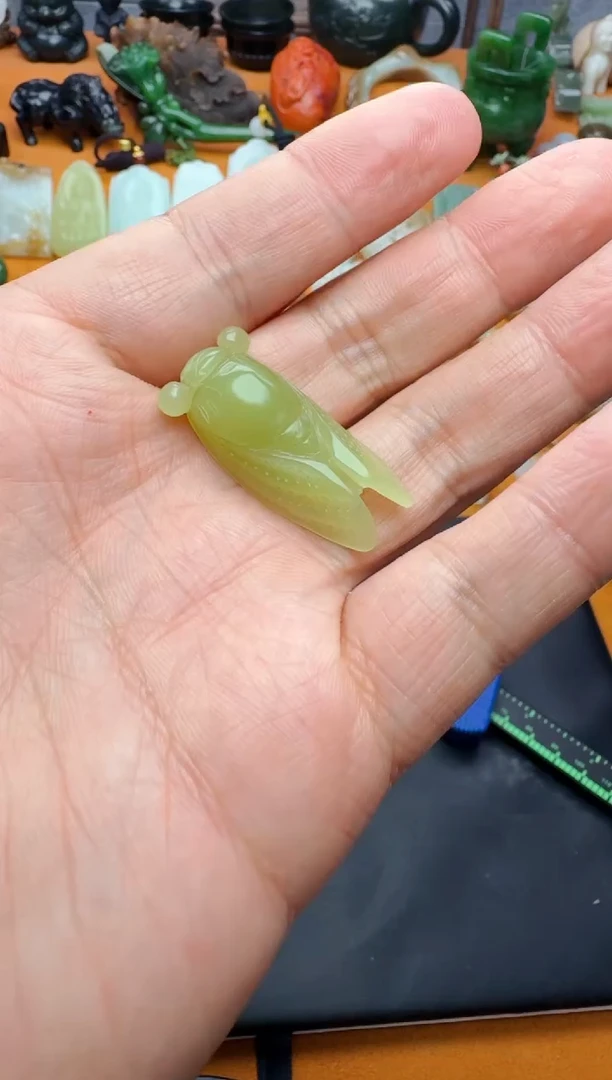 和田玉未镶嵌颈饰一鸣惊人01