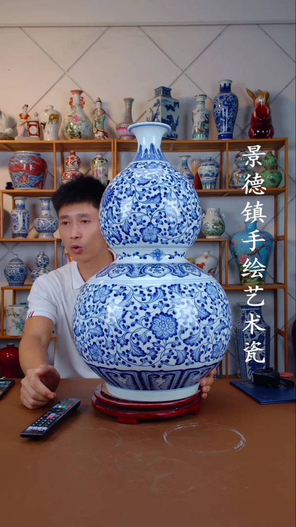 现代景德镇手工手绘陶瓷摆件67