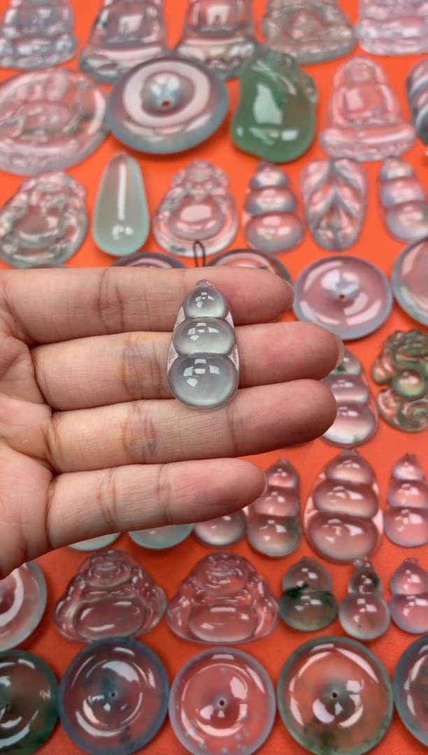 吊坠(不含链)未镶嵌翡翠29 豆子 30.2 15.8 5.5