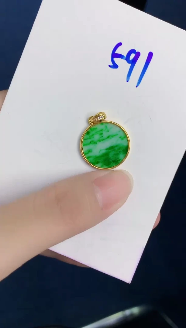 颈饰未镶嵌翡翠天然翡翠缅甸A货