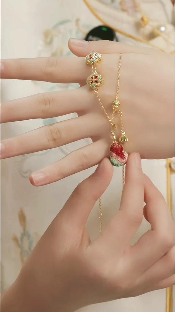 刺绣湘传礼纯手工湘绣项链