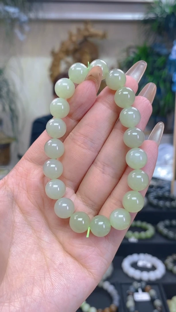 未镶嵌手串和田玉卡10