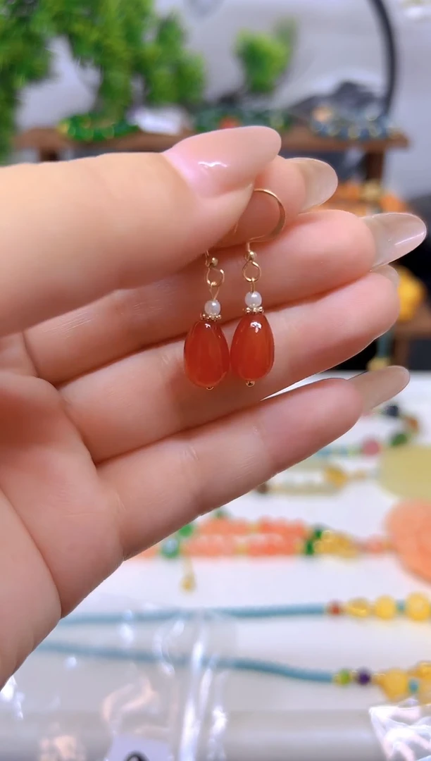 南红玛瑙14K金镶嵌耳饰E864