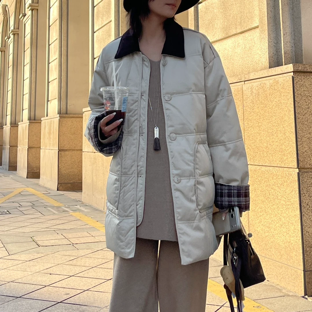 【焙茶拿铁】90白鸭巴恩风格纹撞色时髦翻领外套女冬季加厚保暖袄子