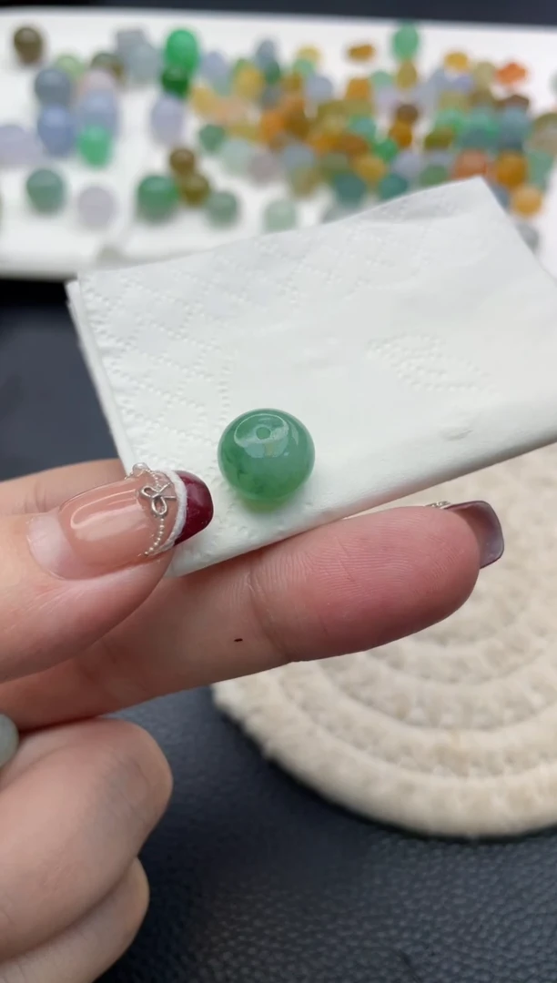 【闪购商品】定制翡翠未镶嵌珠子