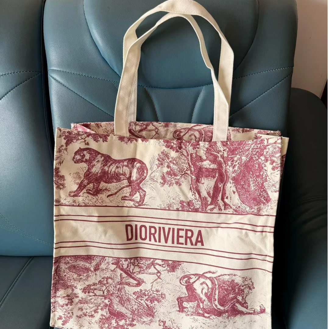 迪奥【K340】专柜礼赠红色藏蓝色动物帆布袋单肩包刷包大容量化妆包