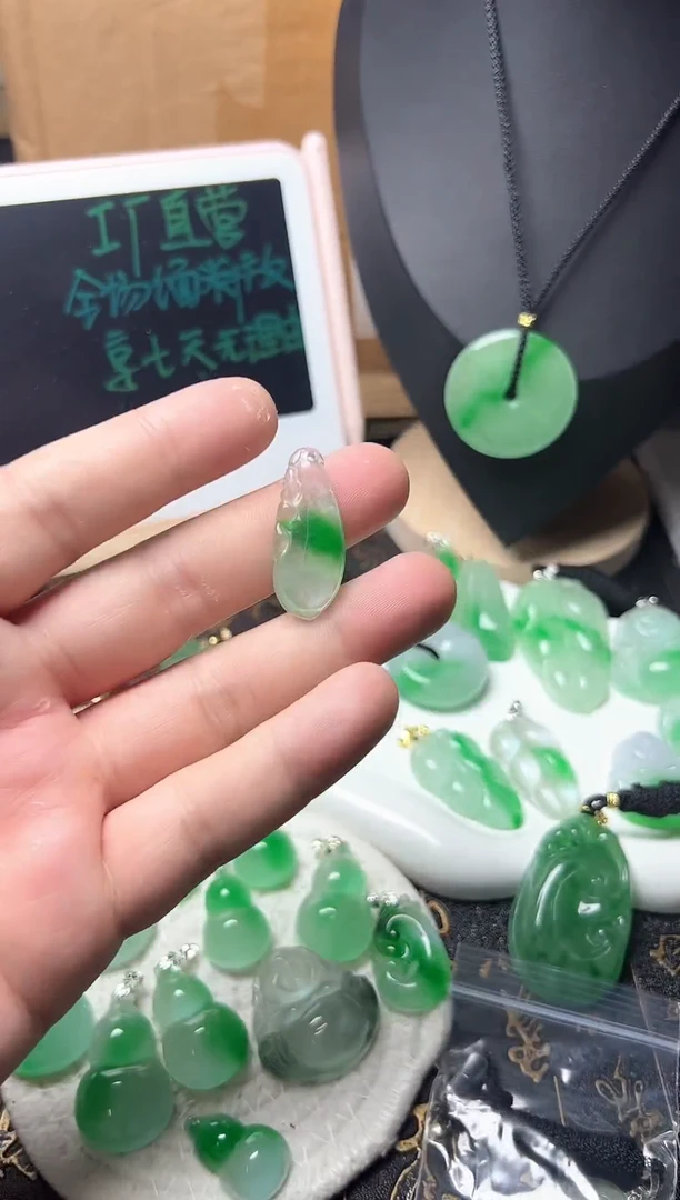 颈饰未镶嵌翡翠所见即所得，一图一物