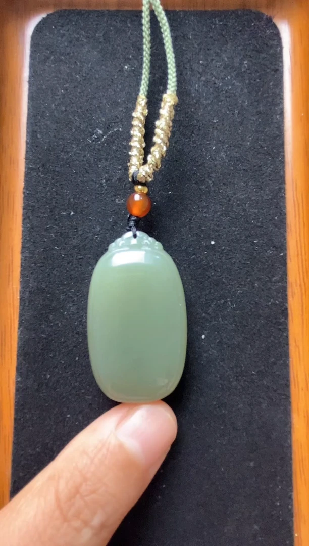 颈饰未镶嵌和田玉无事牌