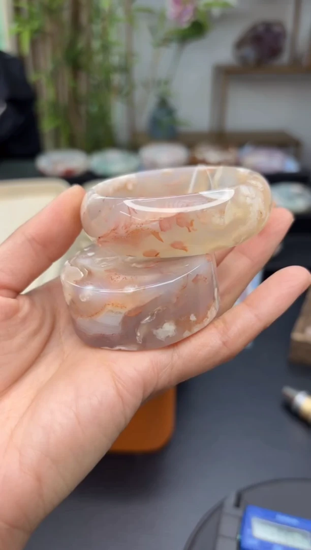 【闪购商品】石英质玉手镯未镶嵌C522(55圈赠送镯心)