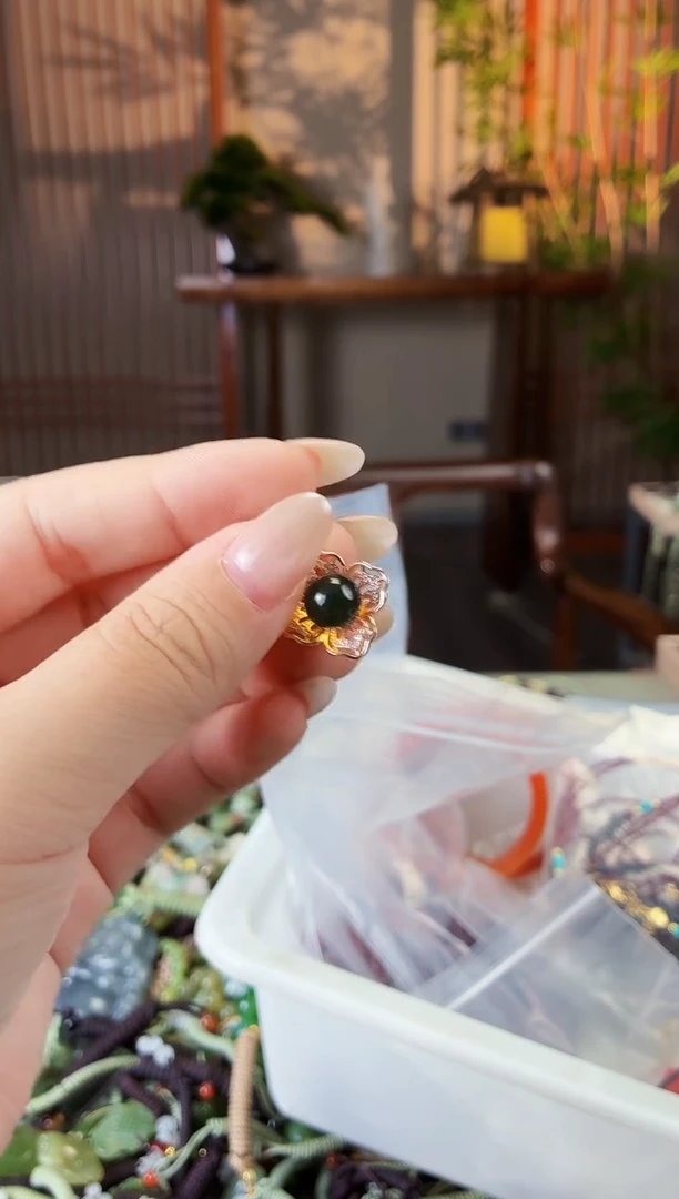 蓝珀颈饰银S925镶嵌多样性发货拍一发一