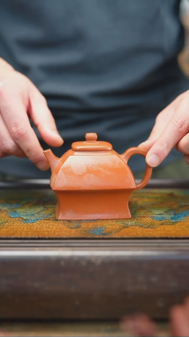 【闪购商品】紫砂茶杯2.15 朱泥  不规则 方器