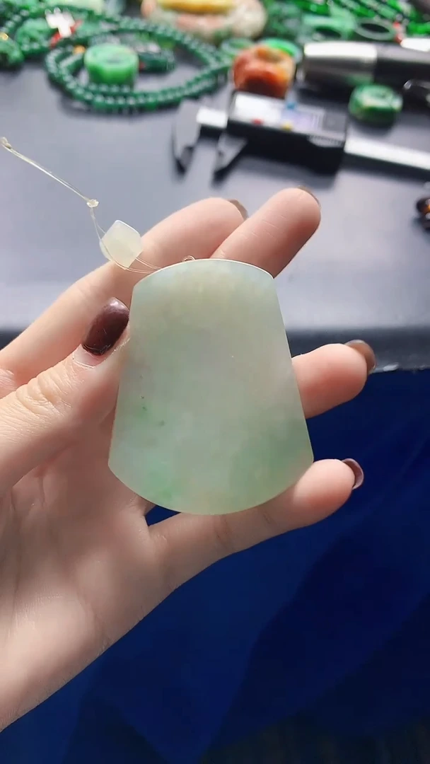 颈饰未镶嵌翡翠天然缅甸a货翡翠