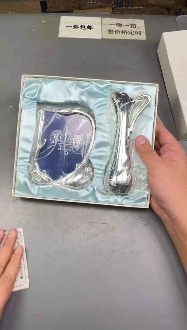 瓷片哇*咔359中古产品，默认微瑕，碰瓷社感谢您的支持~