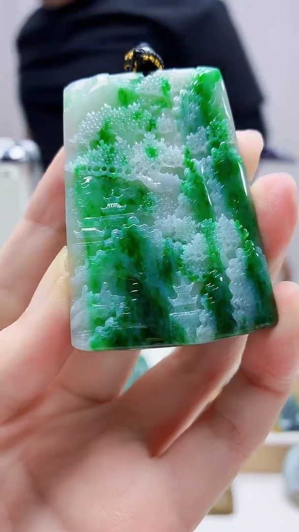 未镶嵌定制翡翠5060zm-毛货挂件184山水