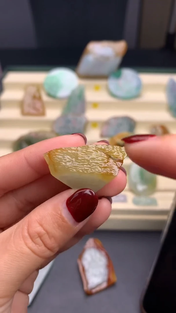 【闪购商品】定制翡翠未镶嵌  金蟾