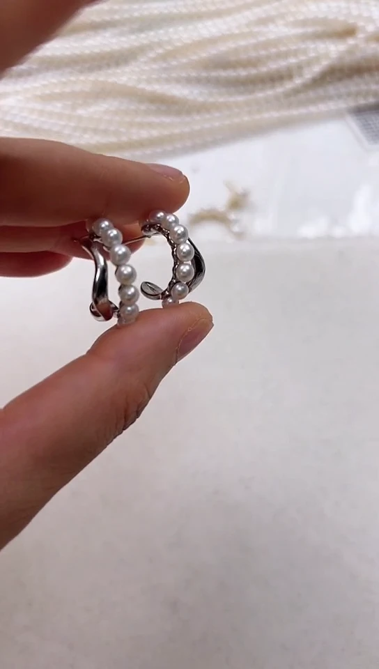 【闪购商品】淡水珍珠耳饰合金孤