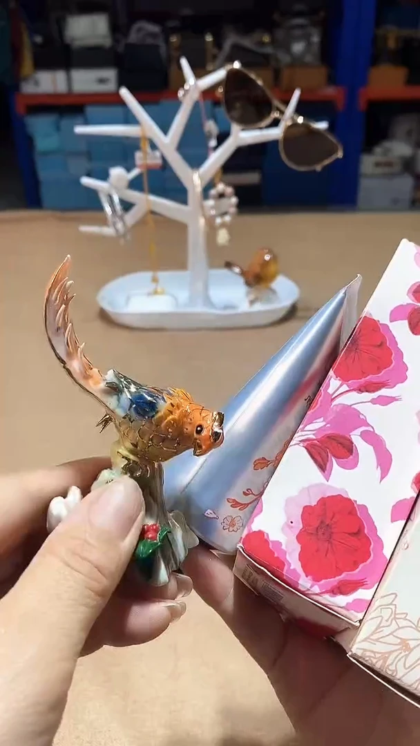 瓷片碗碟好物一件不留@@1