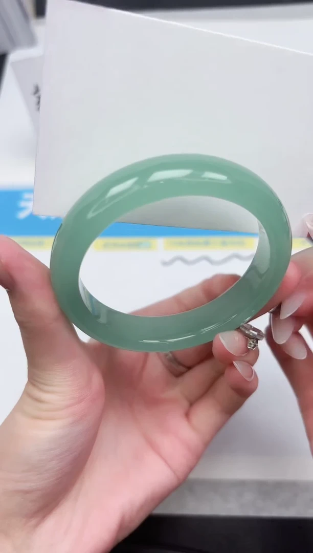 石英质玉手镯未镶嵌247-56.4