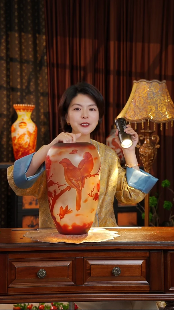 琉璃葛蕾。。。。。。。。。