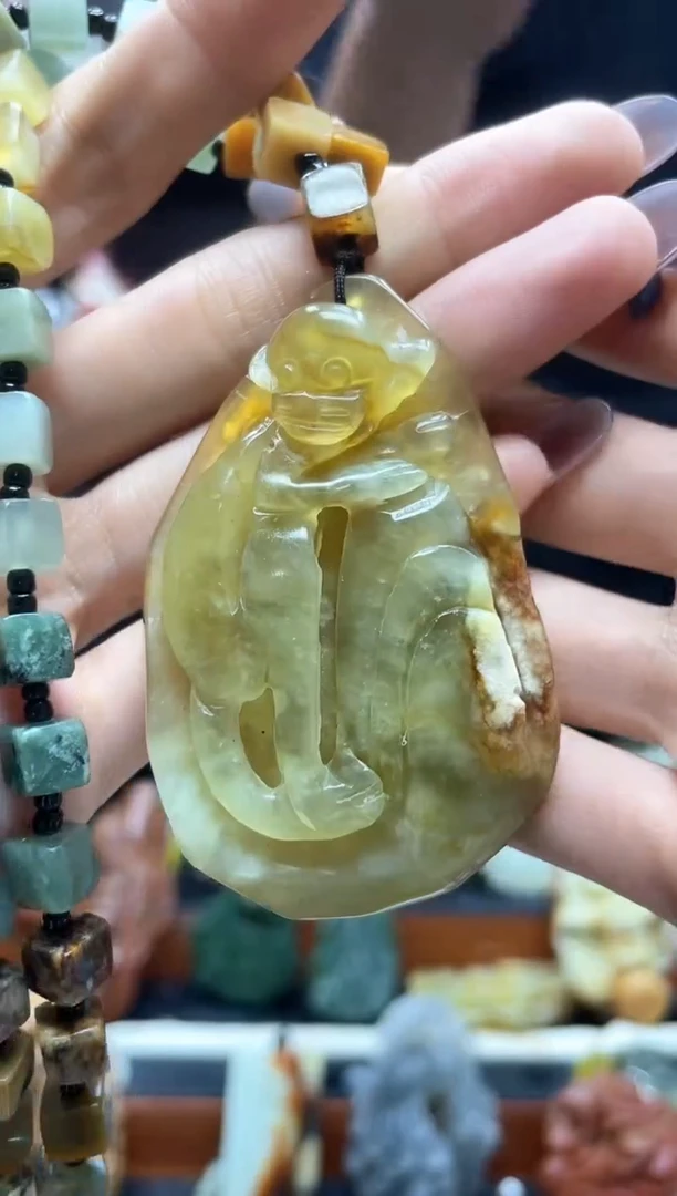 未镶嵌岫玉吊坠·