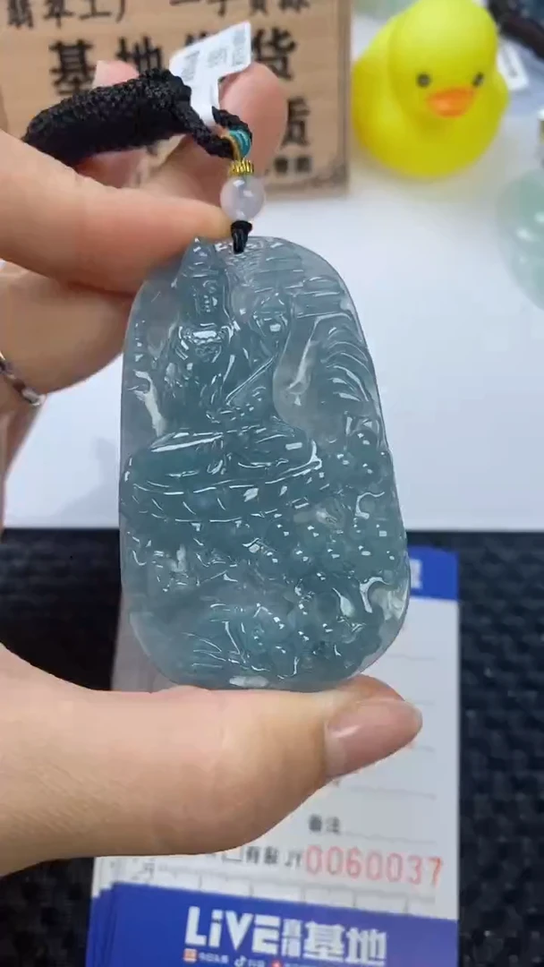 翡翠未镶嵌颈饰111111111