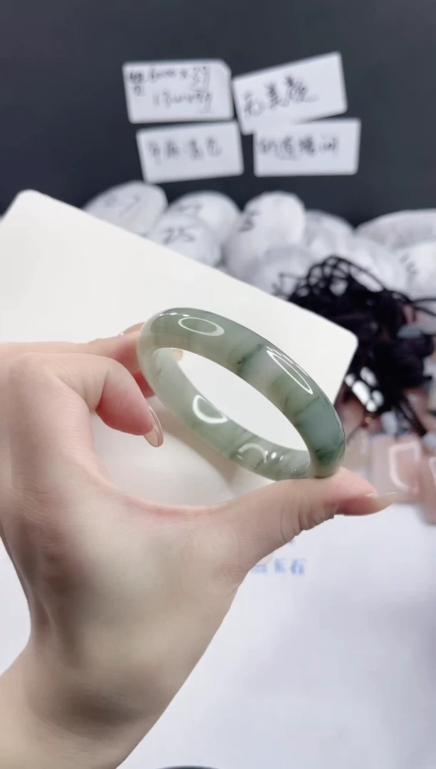 未镶嵌手镯石英质玉多样性发货V114