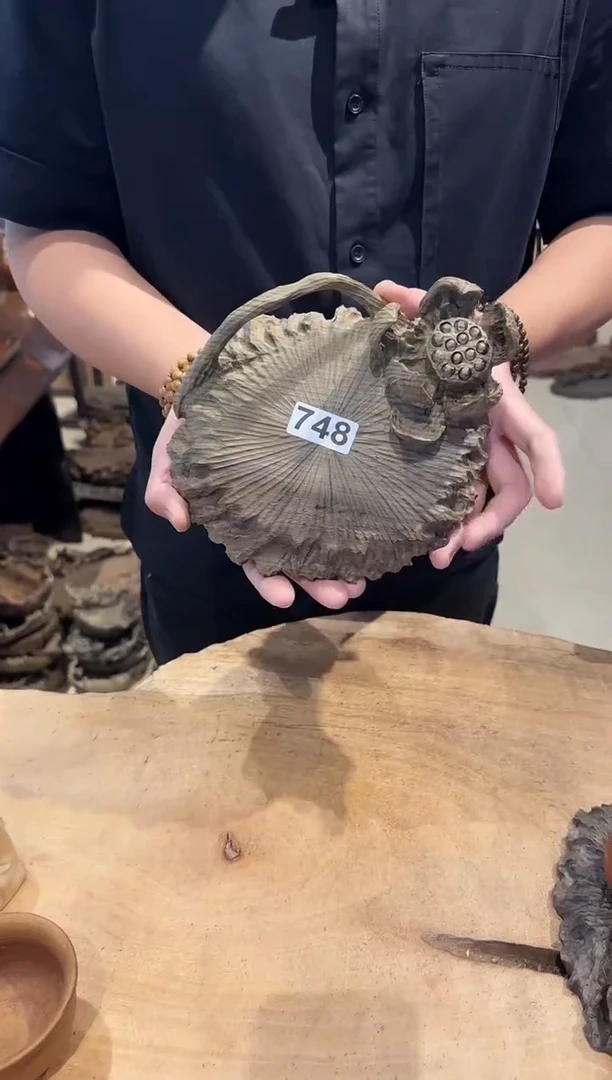 木748号乌木金丝楠壶承
