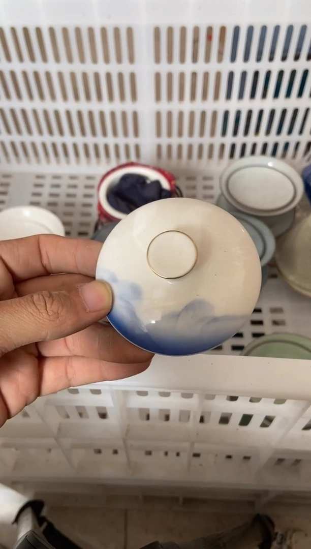 杯无运费险有瑕疵的摄影的产品有使用过的痕迹有点脏介意勿拍