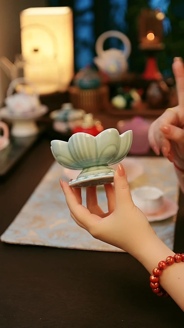 青云茶斋陶瓷茶具蓝色高脚莲花盏