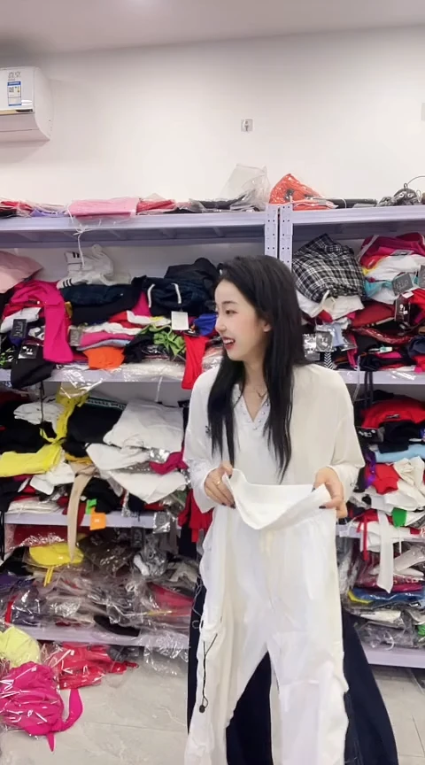 锦纶闪电购精品女装151M