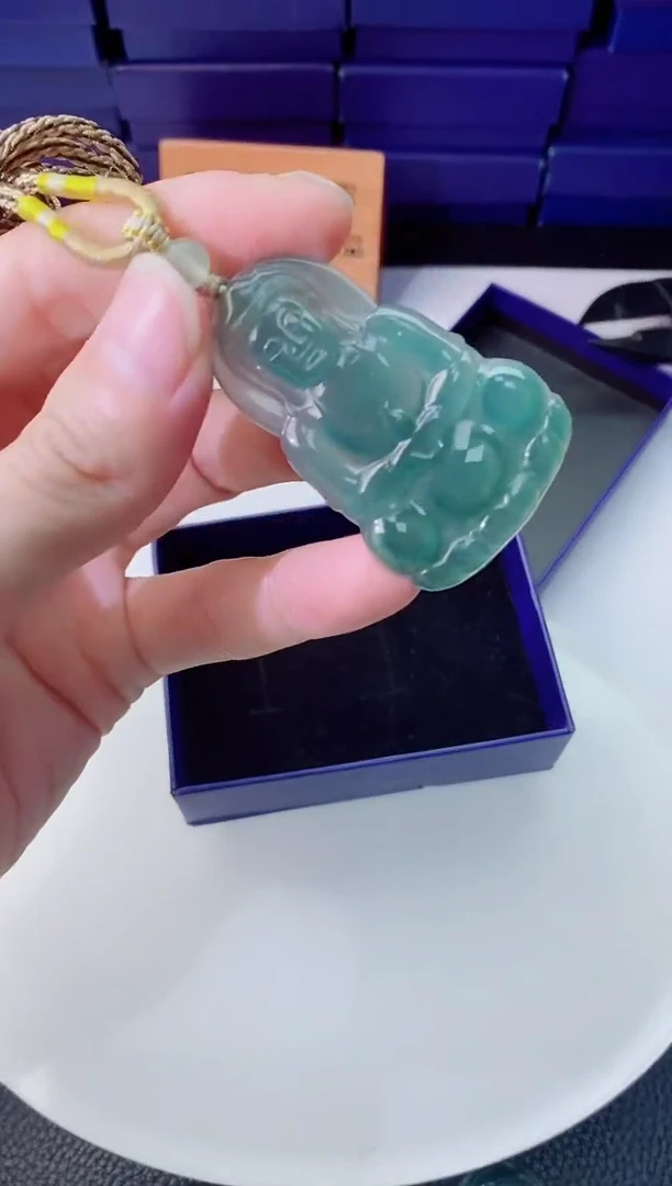 颈饰未镶嵌翡翠1