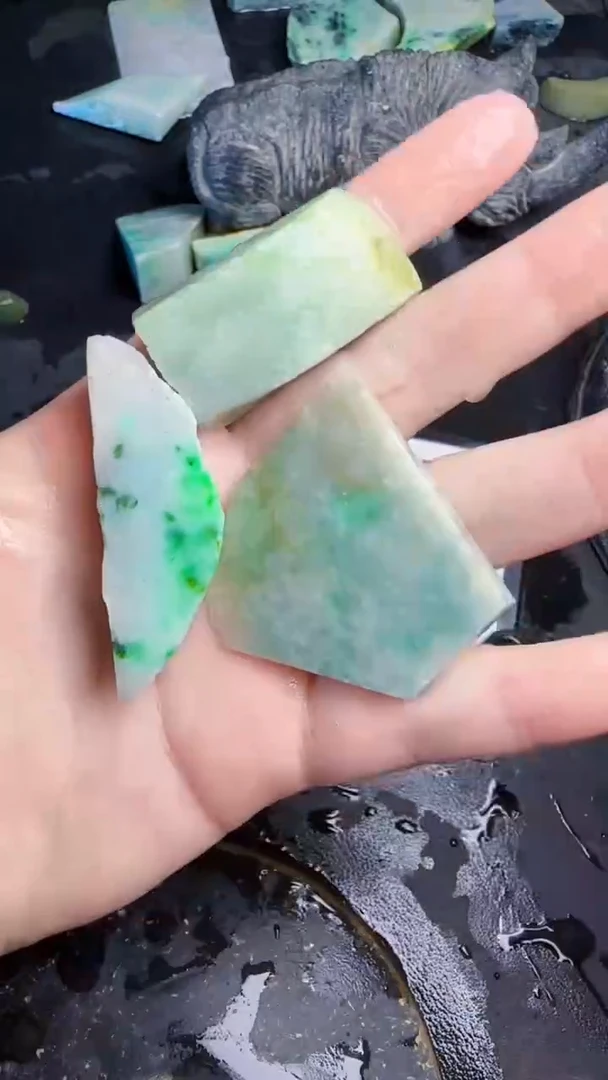 未镶嵌挂件翡翠天然翡翠008