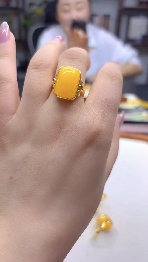 14K金镶嵌蜜蜡戒指DIY款J97