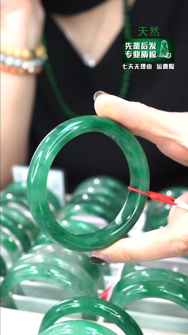 【闪购商品】石英质玉手镯合金60