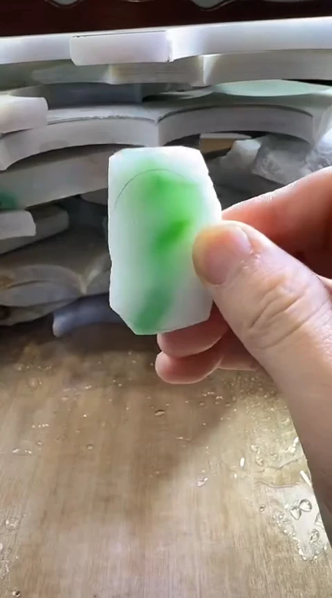 裸石翡翠缅甸翡翠A货花109