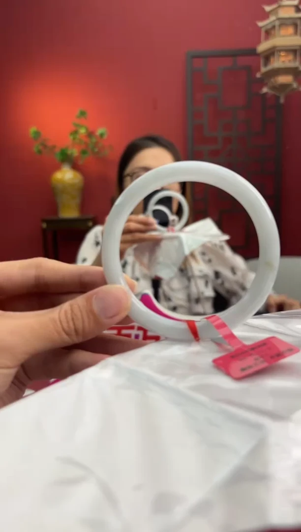 未镶嵌手镯（圆镯）翡翠翡翠手镯4