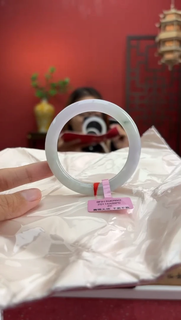 翡翠手镯未镶嵌13手镯